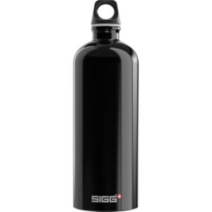 SIGG Trinkflasche aus recyceltem Aluminium, BPA-frei und klimaneutral zertifiziert, für Kohlensäurehaltige Getränke geeignet, Auslaufsicher, federleicht und Outdoor-gerecht.