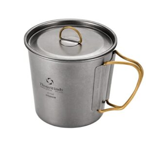 Hochwertige Titan Outdoor Tasse mit Deckel und Klappgriffen, ideal für Camping, Wandern und Kochen