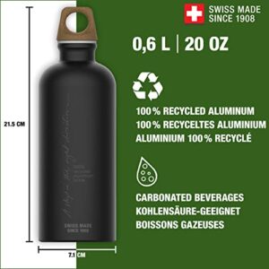 SIGG Alu Trinkflasche Traveller MyPlanet Direction - 0,6L Mattes Schwarz - Klimaneutral zertifiziert - Kohlensäurehaltige Getränke - Auslaufsicher - Federleicht - BPA-frei - Outdoor & Yoga