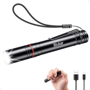 Blukar LED Taschenlampe mit ultrakompaktem Design, Wasserdicht und vier Leuchtmodi